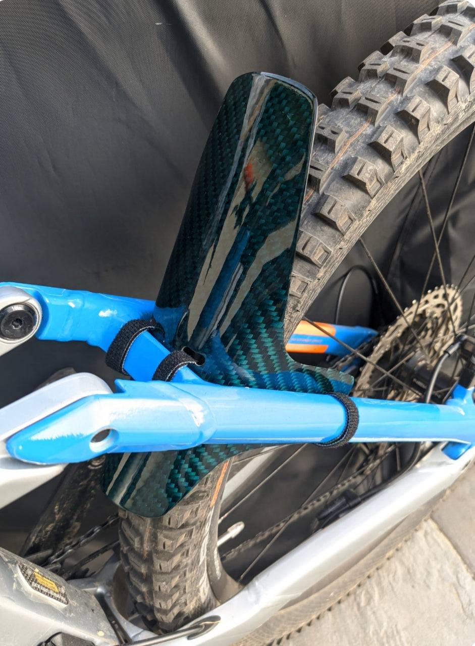 Garde Boue Arrière Carbone de couleur au choix - Tom's carbone