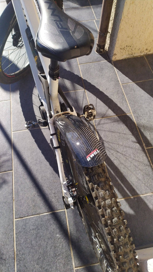 Garde Boue Arrière Long Carbone - Tom's carbone