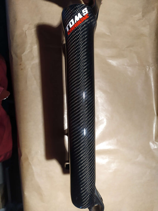 Protection de fourche Ohlins 36 RFX - Tom's carbone