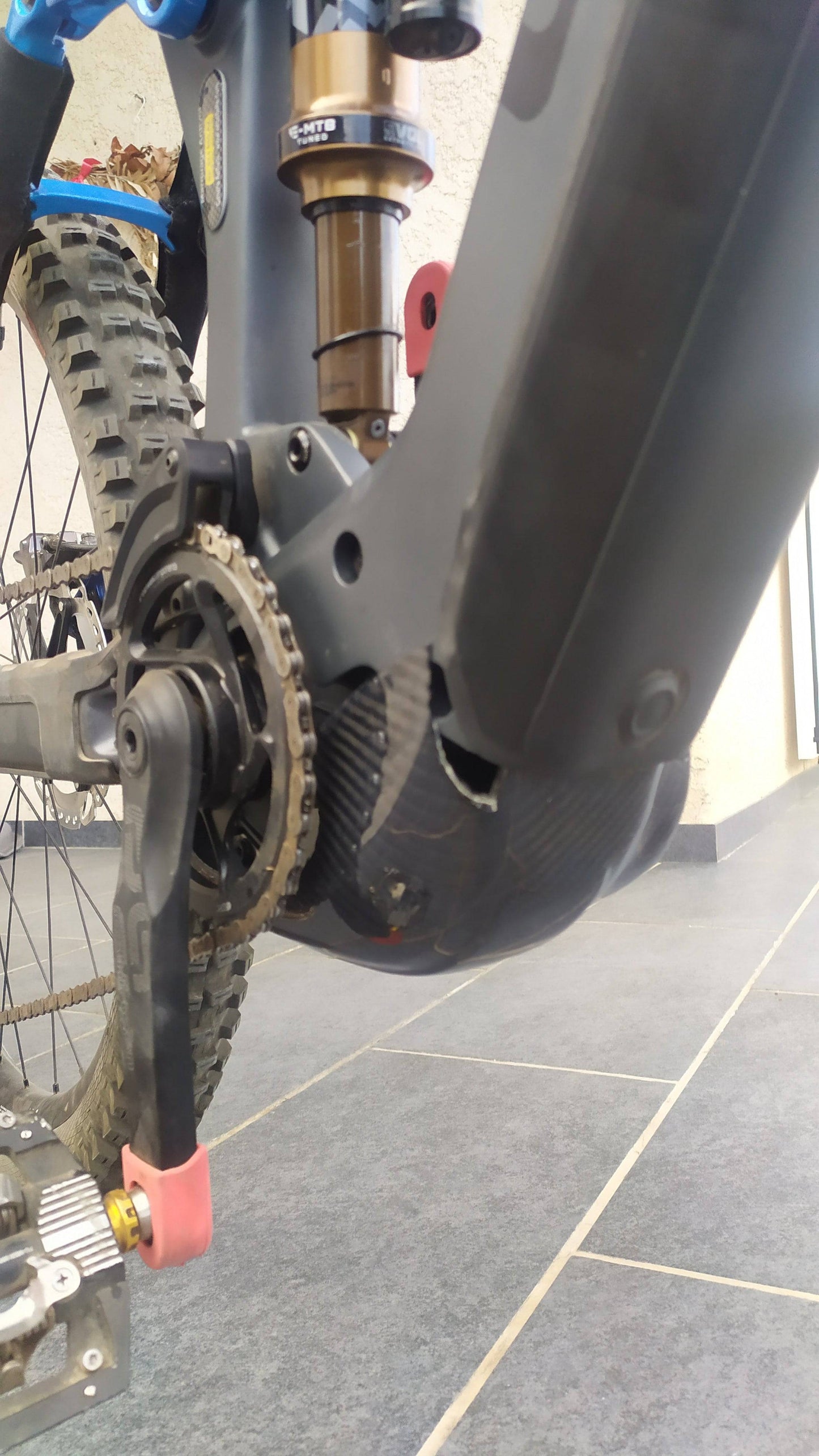 Protection Moteur Cube Stéréo HPC 2023 - Tom's carbone