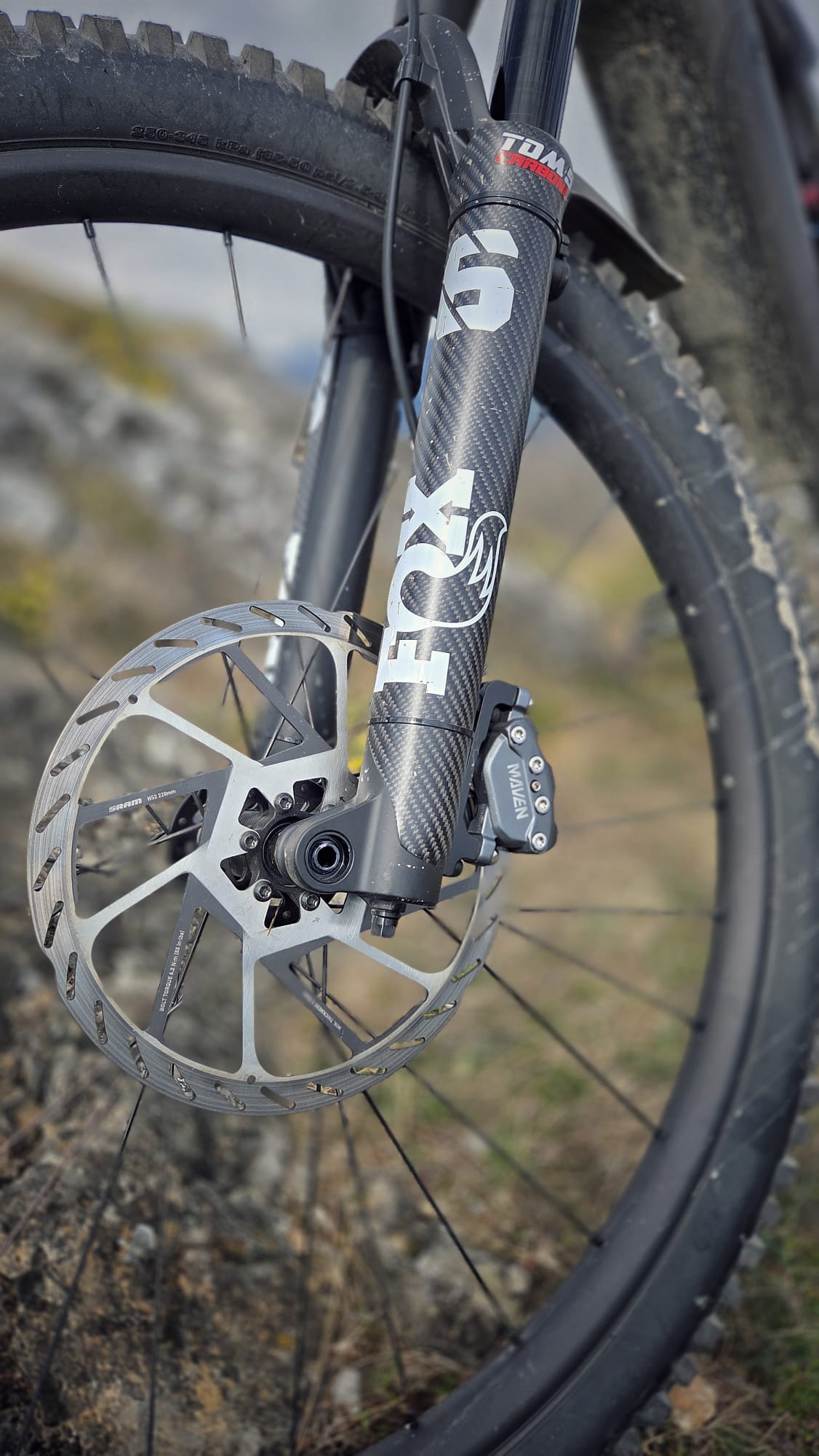 Protection de fourche fox 36-38 compatible Rock Shox